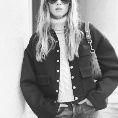 (W) CELINE 2021秋冬高领羊绒毛衣 米白色. 2A92P329O-01OW Shop (W) CELINE 2021秋冬高领羊绒毛衣 米白色. 2A92P329O-01OW