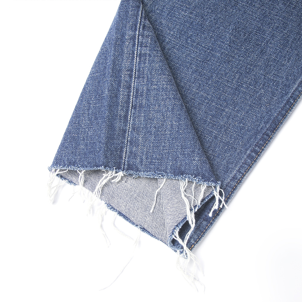 Details for (W) CELINE FW22 Vaqueros Azul de Corte Recto y Tiro Medio. 2N799365M-07DU