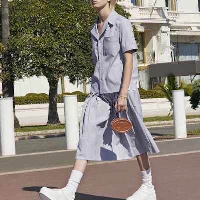 (Women) CELINE FW22 Arc de Triomphe Logo Striped Cotton Shirt Grey. 2B610191I-01WB Shop (Women) CELINE FW22 Arc de Triomphe Logo Striped Cotton Shirt Grey. 2B610191I-01WB