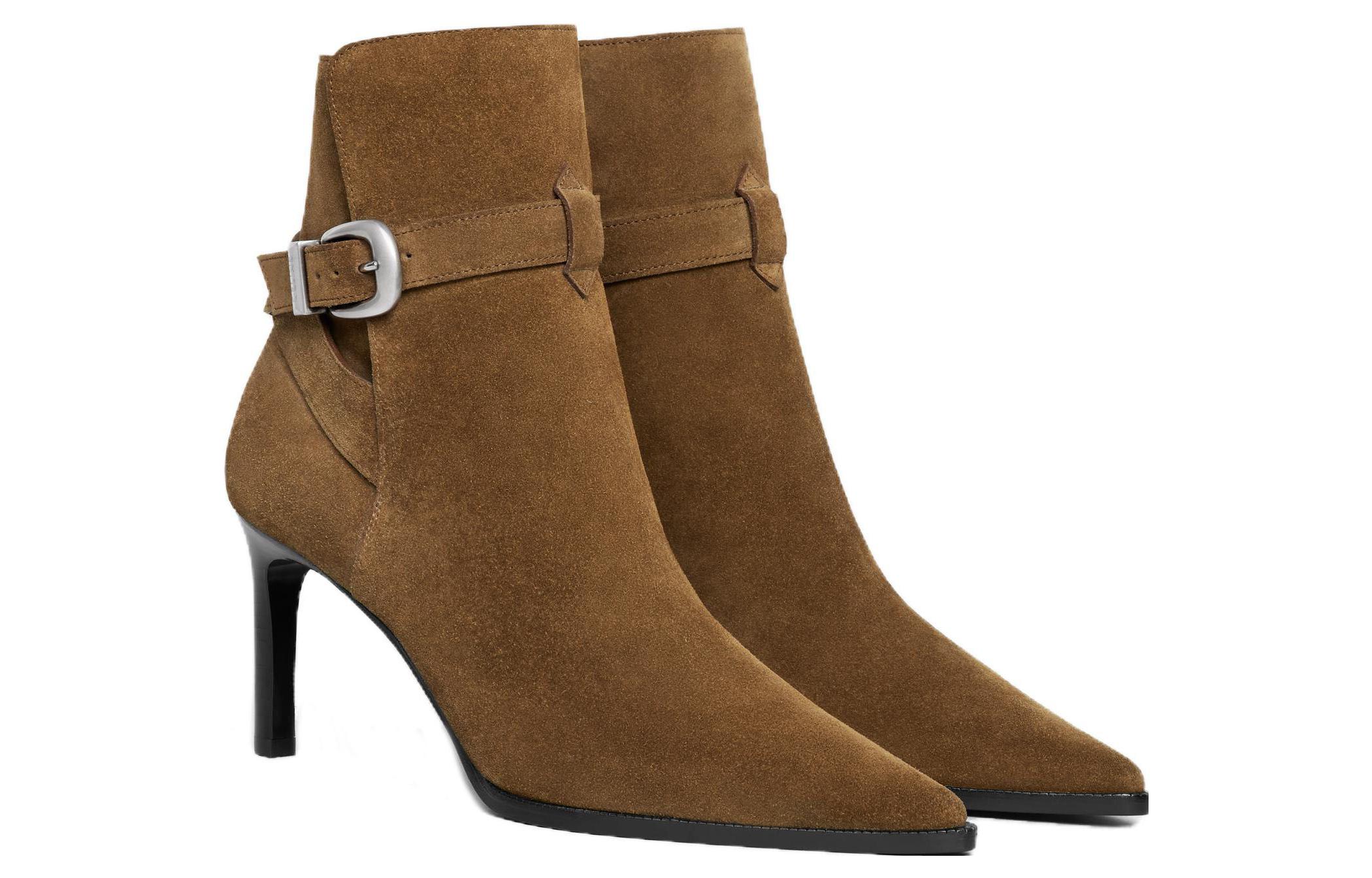 Order (W) CELINE Sepatu Boots Kulit Hak Runcing 'Versatile' 351313358C.18TP