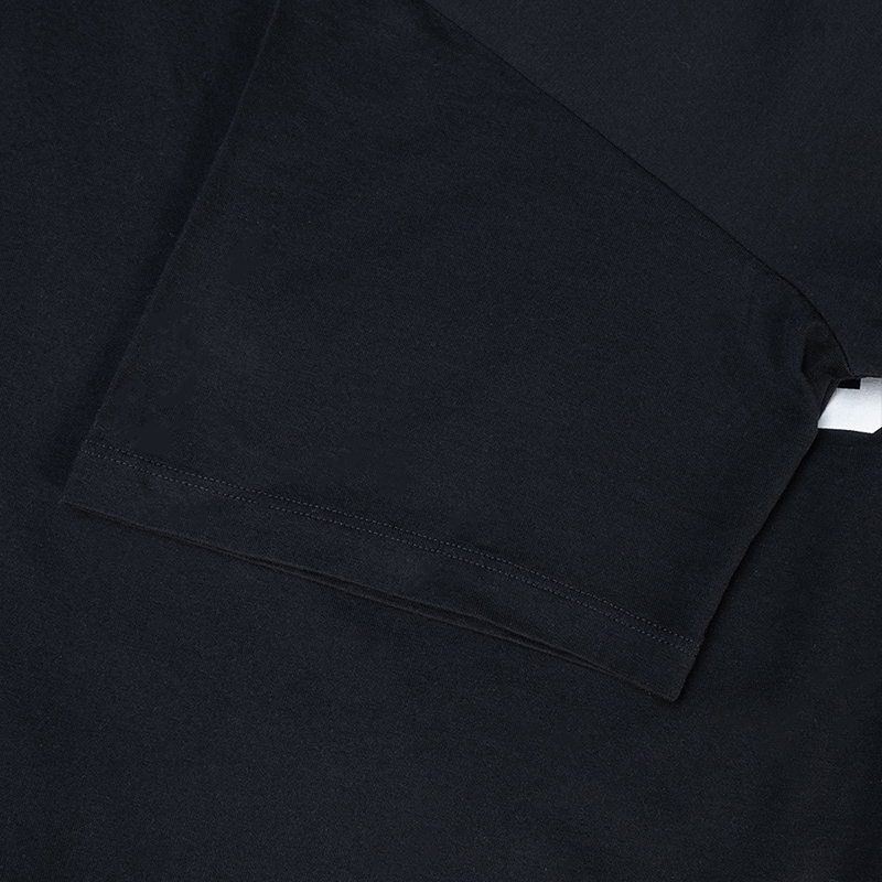 Sizing (W) Camiseta Negra CELINE SS22 con Logo Impreso y Manga Corta. 2X16B671Q-38AW