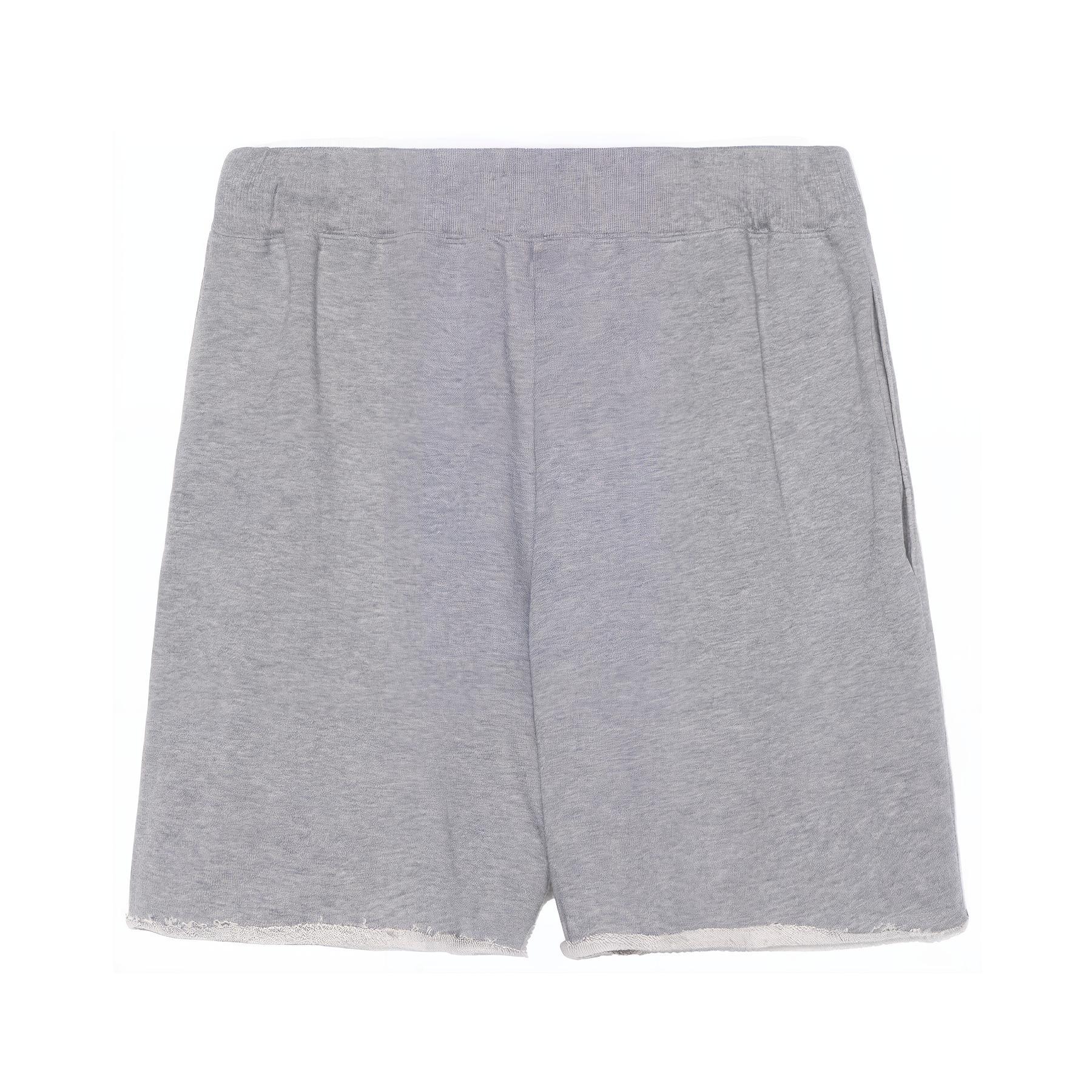Lookbook (Women) CELINE SS22  Grey Cotton Drawstring Casual Shorts with Letter Print. 2Z184670Q-09OW