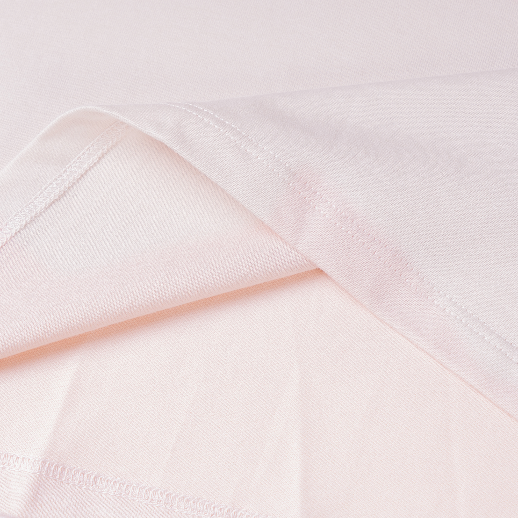 Purchase (W) CELINE Kaos Katun Gading Logo Carriage Cetak SS22 2X575671Q-01IR