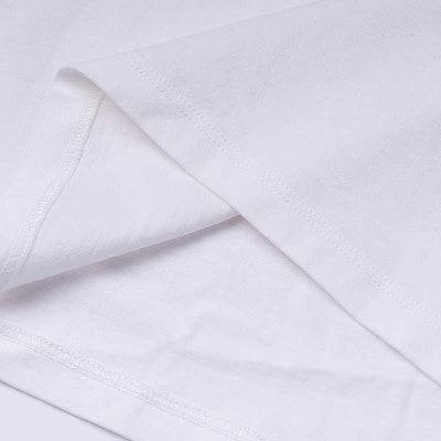 (W) CELINE SS22 Kaos Wanita Putih Print Huruf Crewneck Kasual. 2X886671Q-01EA Purchase (W) CELINE SS22 Kaos Wanita Putih Print Huruf Crewneck Kasual. 2X886671Q-01EA