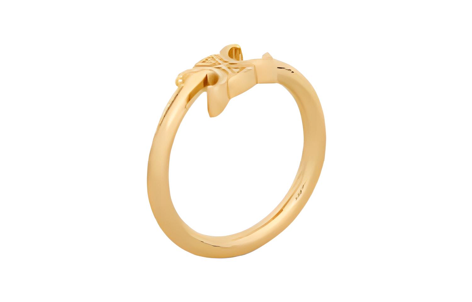 (Women) CELINE Triomphe Asymmetric Gold Brass Engraved Ring for Women - Gold. 460PP6BRA-35OR
