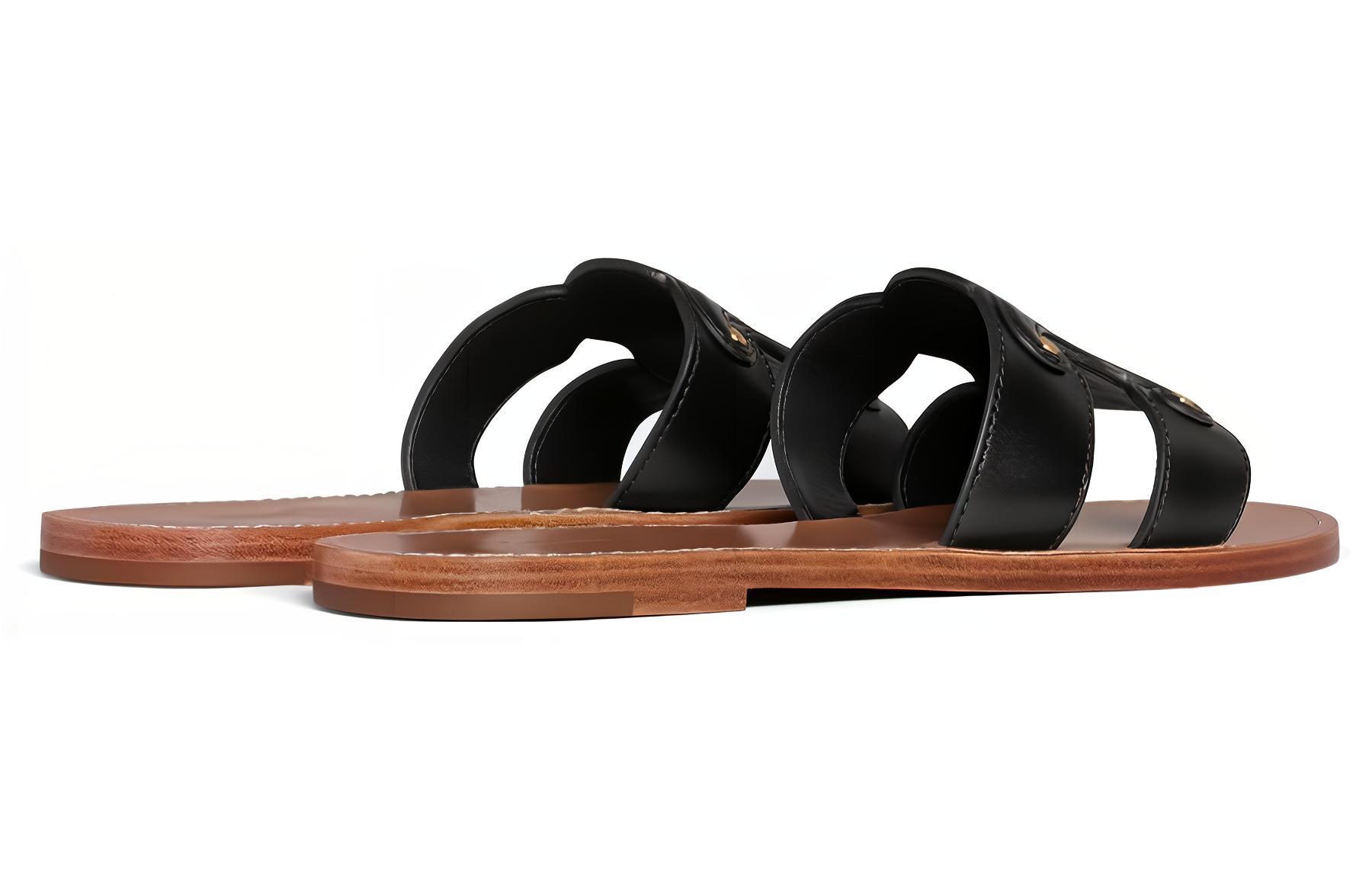 Shop (W) CELINE Selipar Triomphe 'Hitam Coklat' 352413767C.38NO