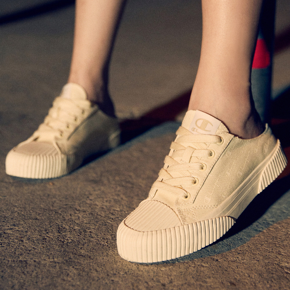 Details for (Women) Champion Campus Rochester Mono 'Light Goose Yellow' U2BFCVW06H1