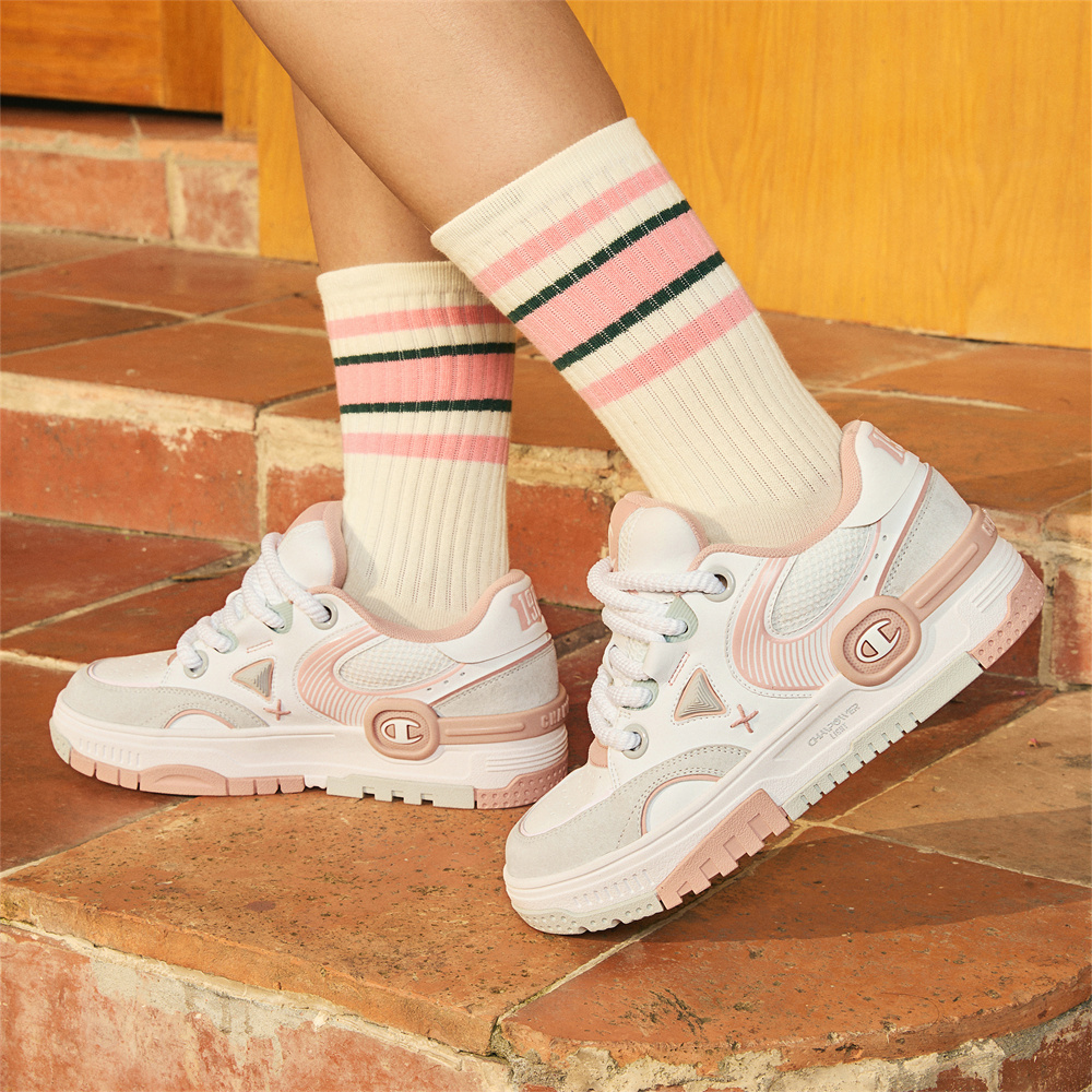 Details for (W) Champion Essentials BeatSkate V1 ''Trendiger Leichter Retro Low Rosa'' U3CFCTW09K1