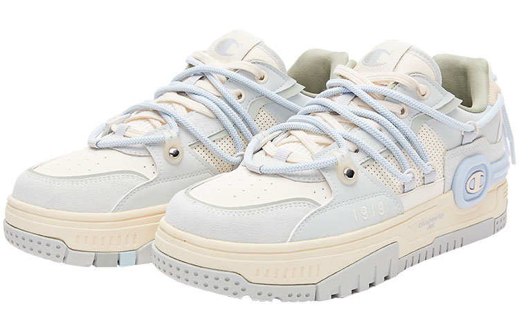 Lookbook (Women) Champion Essentials Bumper V1 'Eggnog Ballet Blue' U3AFCTW11M2