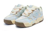 Lookbook (W) Champion Essentials Low ''Lichtblauw'' U3DFCTW05M2