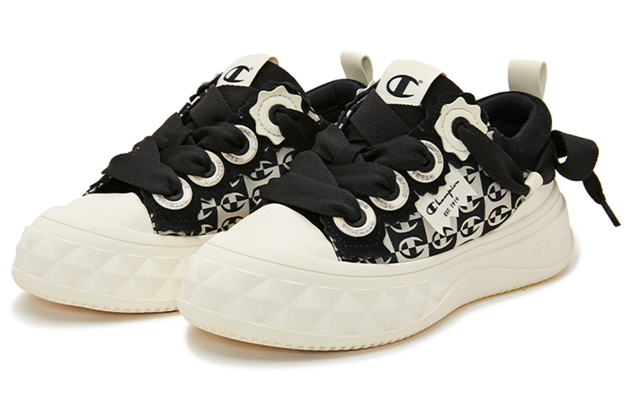 Lookbook (Women) Champion Essentials Low 'Pineapple Thick Sole Black White' U3BFCKW06U3