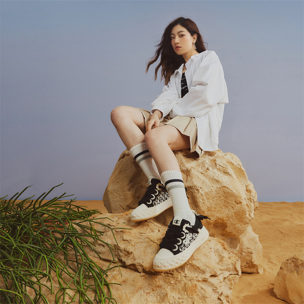Details for (Women) Champion Essentials Low 'Pineapple Thick Sole Black White' U3BFCKW06U3