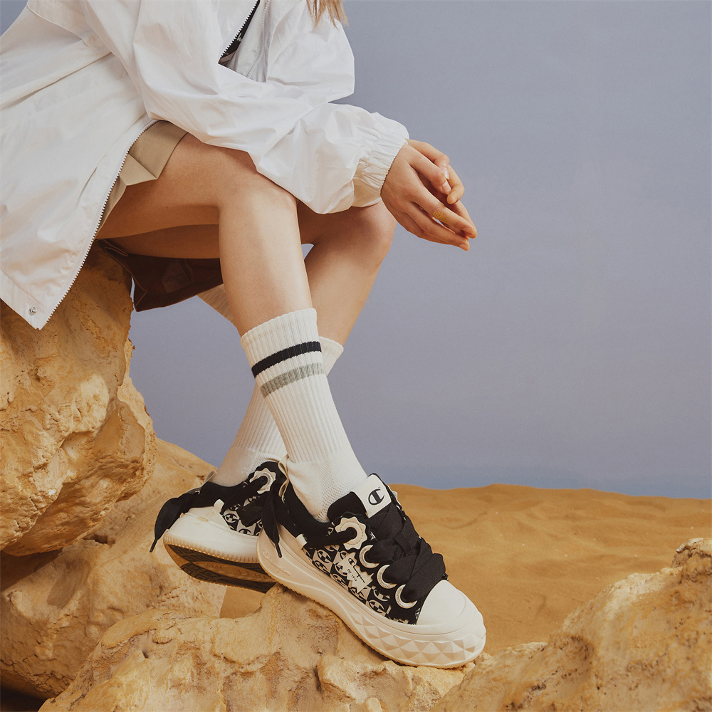 Cheap (Women) Champion Essentials Low 'Pineapple Thick Sole Black White' U3BFCKW06U3