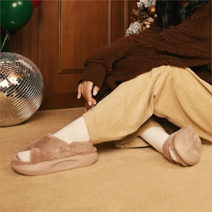 (W) Sandalias Champion Essentials 'Khaki Fur'. U3DFCSW02F1 Sizing (W) Sandalias Champion Essentials 'Khaki Fur'. U3DFCSW02F1