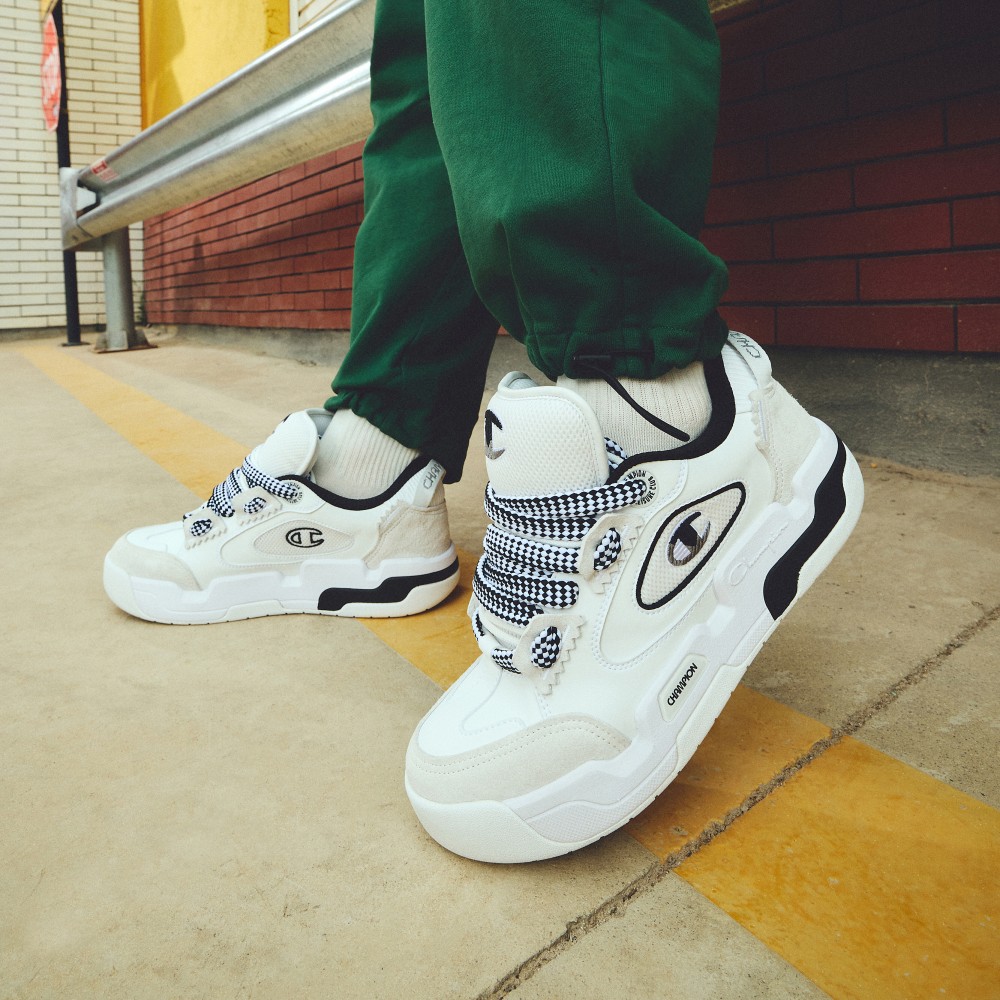 Sizing (W) Champion Essentials Valve V2 ''Zwart Wit'' U3AFCTW09U3