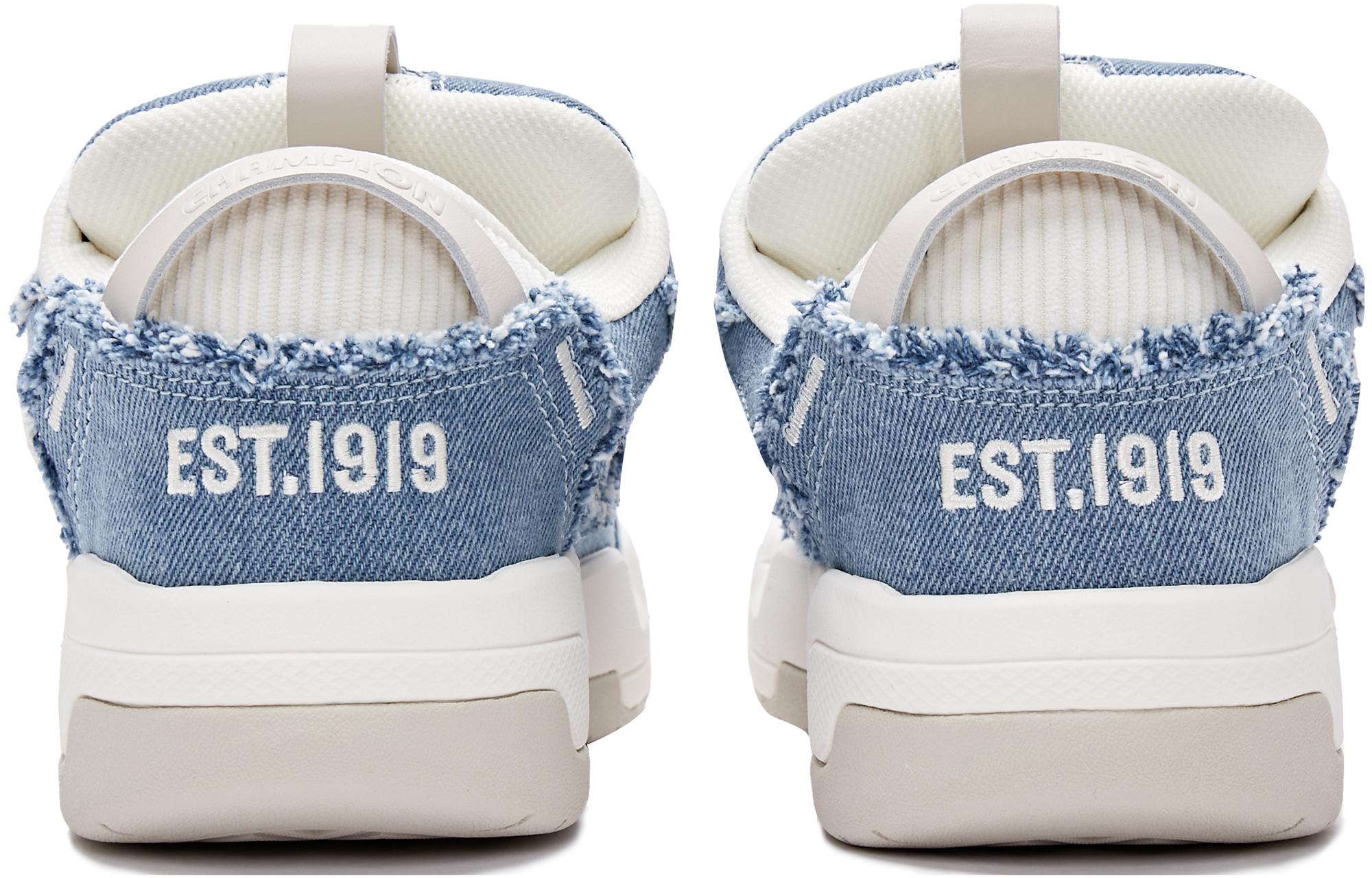 Shop (W) Champion Essentials Valve V3 ''Blauw Colorblock Chunky Low-Top'' U3CFCTW07M1