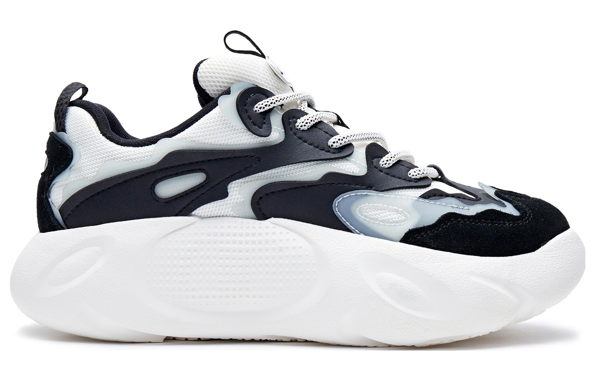 Order (W) Champion Retro Sports ''Xiaolongbao'' Sneaker U3CFCCW02U3