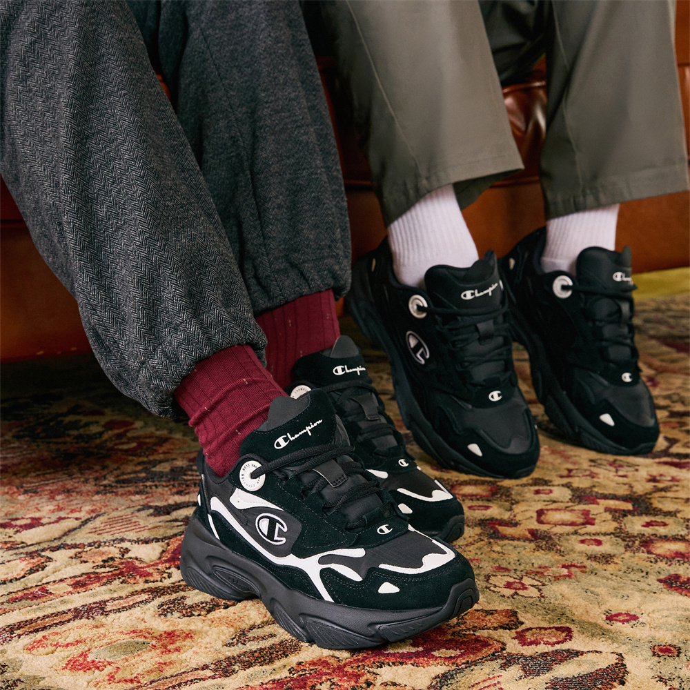 Details for (W) Champion Retro Sports Low ''Colorblock Dad Schoen'' U3CFCCW06U3