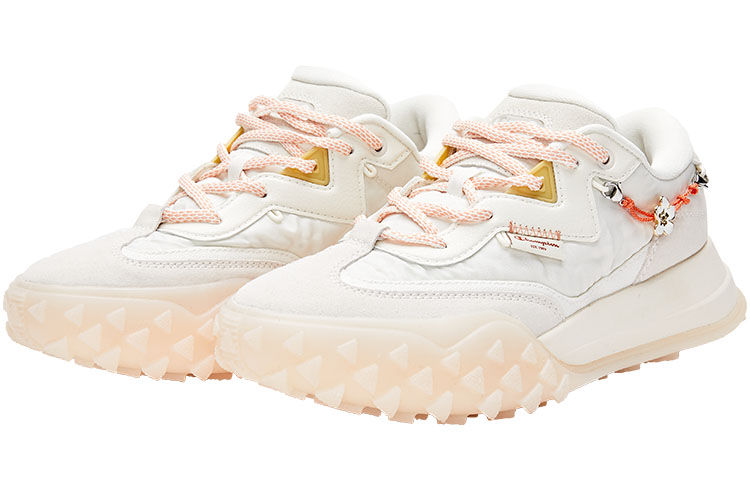 Lookbook (W) Champion Tracer 220 Retro Sport ''Beige Basso Top'' U2DFCRW01D1