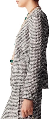 (W) 香奈儿2023春夏银色斜纹软呢女款开襟纽扣夹克开衫. P74404-V46710-MG230 Shop (W) 香奈儿2023春夏银色斜纹软呢女款开襟纽扣夹克开衫. P74404-V46710-MG230