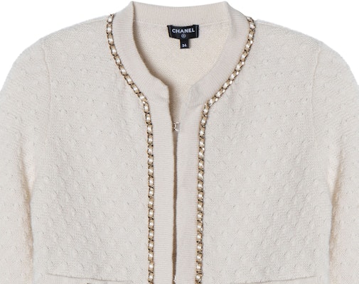 (Women) CHANEL 2024 Spring Summer Striped Trim Knit Top in Off-white. P75724-K10893-AW001 Shop (Women) CHANEL 2024 Spring Summer Striped Trim Knit Top in Off-white. P75724-K10893-AW001