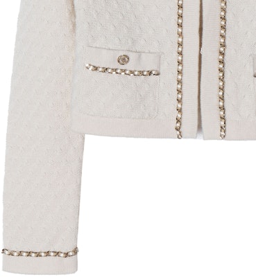 (Women) CHANEL 2024 Spring Summer Striped Trim Knit Top in Off-white. P75724-K10893-AW001 Purchase (Women) CHANEL 2024 Spring Summer Striped Trim Knit Top in Off-white. P75724-K10893-AW001