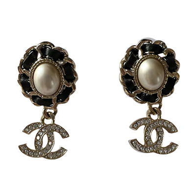 (Women) CHANEL 22 Classic Double C Pearl Drop Earrings Gold/Silver Fashion AB6768-B06455-NE825