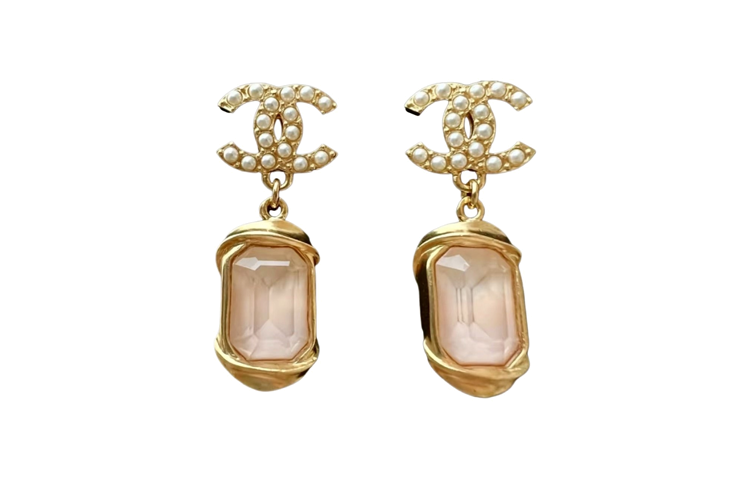 (Women) CHANEL 22 Double C Pearl Stud Earrings Women Gold AB8912-B08681-NJ323