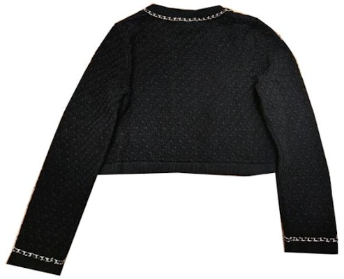 (W) CHANEL 22AW 23B Hitam Polos Cardigan Rajut Berkancing P75724-K10893-94305 Lookbook (W) CHANEL 22AW 23B Hitam Polos Cardigan Rajut Berkancing P75724-K10893-94305