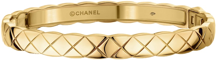 (W) Gelang CHANEL 22C Spring Quilted Pola Emas 18K Wanita. J11139 Order (W) Gelang CHANEL 22C Spring Quilted Pola Emas 18K Wanita. J11139