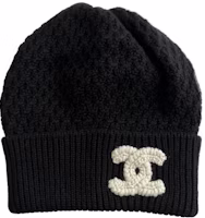 (Women) CHANEL 23B Logo Knit 100% Cashmere Beanie for Women - Black AA9338-B13721-94305 (Women) CHANEL 23B Logo Knit 100% Cashmere Beanie for Women - Black AA9338-B13721-94305