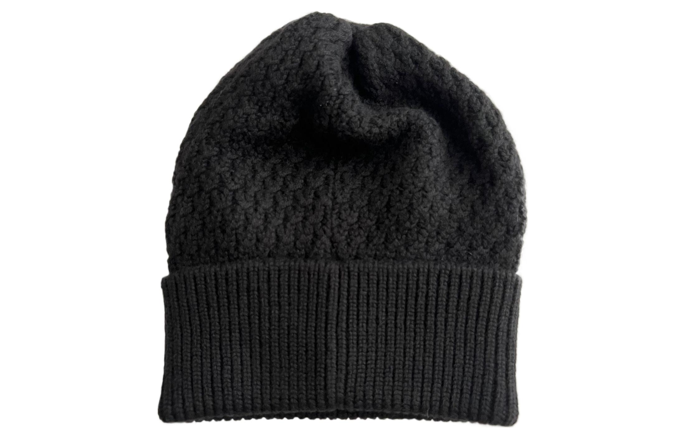 Lookbook (W) CHANEL 23B Logo Knit Beanie Wanita 100% Cashmere - Hitam AA9338-B13721-94305