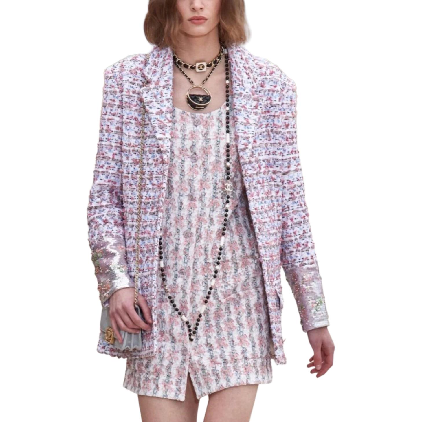 Order (W) CHANEL 23C Jaket Wanita Pink Pastel dengan Kerah Tenun & Double Pocket P74009-V65611-NL417