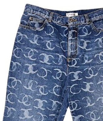 (Women) CHANEL 23FW 23B Logo Printed Flared Denim Jeans Women Deep Blue. P74545-V67154-NQ357 Shop (Women) CHANEL 23FW 23B Logo Printed Flared Denim Jeans Women Deep Blue. P74545-V67154-NQ357