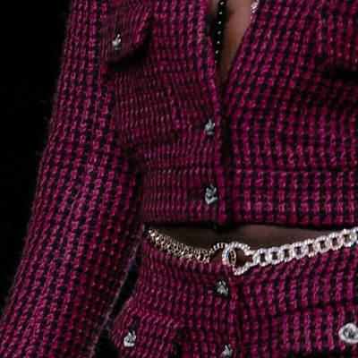 (Women) CHANEL 23K Fall/Winter Tweed Jacket with Camellia Detail for Women - Pink. P75853-V67505-NR795 Details for (Women) CHANEL 23K Fall/Winter Tweed Jacket with Camellia Detail for Women - Pink. P75853-V67505-NR795