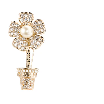 (Women) CHANEL 23S Gold Camellia Pearl Rhinestone Brooch Accessory. ABA573-B10750-NN572