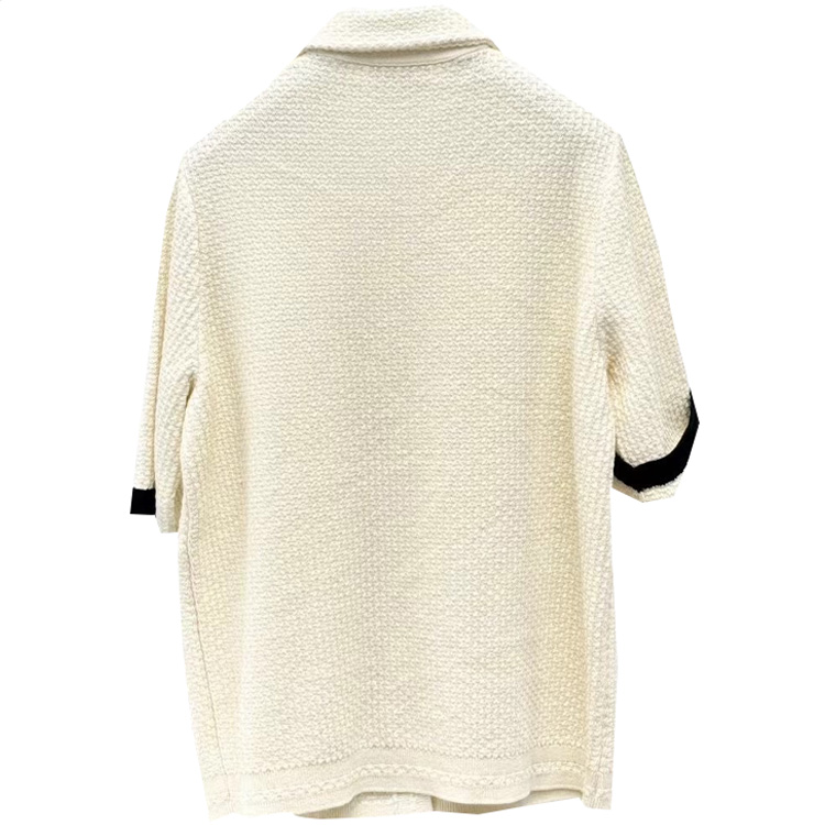 Lookbook (W) 香奈儿 24P 春夏米色针织开衫搭配对比饰边. P76905-K11071-NV259