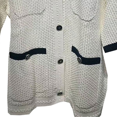 (W) CHANEL 24P Primavera Verano Cárdigan de Punto Beige con Ribete en Contraste. P76905-K11071-NV259 Details for (W) CHANEL 24P Primavera Verano Cárdigan de Punto Beige con Ribete en Contraste. P76905-K11071-NV259