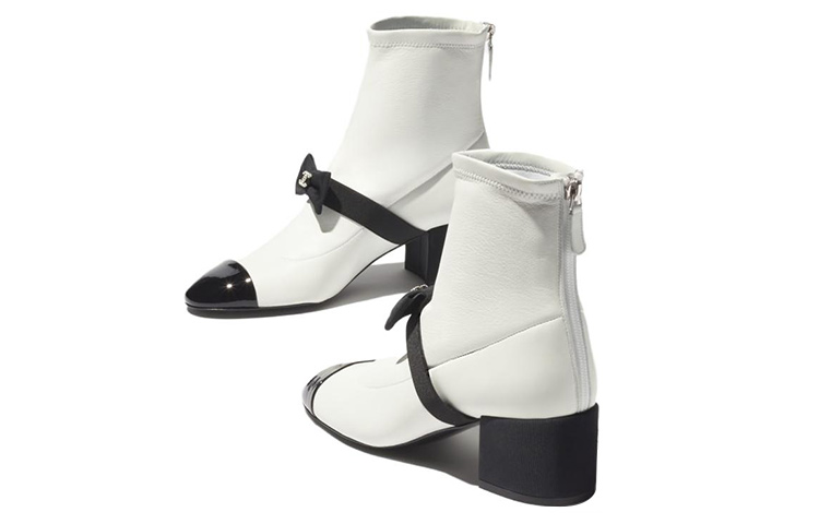 Shop (W) Botas Chanel Tobilleras Blancas de Cordón 55mm en Piel de Cordero Elástica G40099-Y56621-K5932