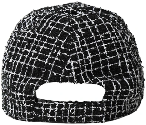 (Women) CHANEL Black Duckbill Cap with Tweed Accents Cotton Blend. AA9468B14139 Lookbook (Women) CHANEL Black Duckbill Cap with Tweed Accents Cotton Blend. AA9468B14139