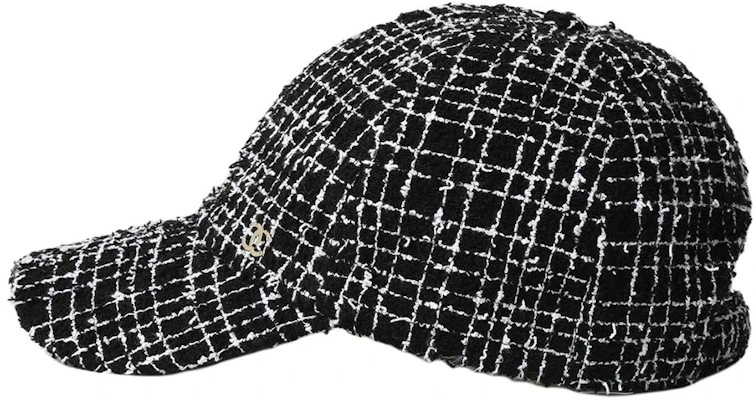 (Women) CHANEL Black Duckbill Cap with Tweed Accents Cotton Blend. AA9468B14139 Shop (Women) CHANEL Black Duckbill Cap with Tweed Accents Cotton Blend. AA9468B14139