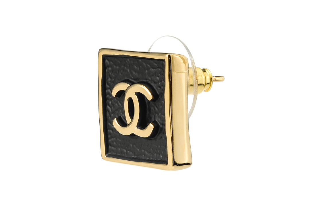 (Women) CHANEL  Black Earrings with Elegant Logo Design. ABA757-B10895-NN920