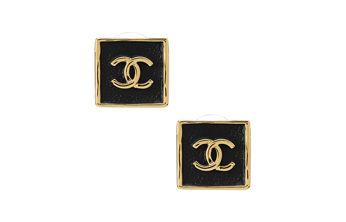 Lookbook (W) シャネル ブラックイヤリング エレガントなロゴデザイン入り. ABA757-B10895-NN920
