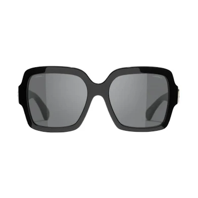 (Women) CHANEL Black Heart Logo Butterfly Sunglasses Fashion Style. A71469-X01081-S0114