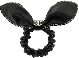 (Women) CHANEL Black Lambskin Metal Hair Tie with Bunny Ear Decoration. AA8258-B0828294305 (Women) CHANEL Black Lambskin Metal Hair Tie with Bunny Ear Decoration. AA8258-B0828294305