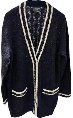 (W) Cárdigan Chanel de Cachemira Negro a Rayas con Cuello en V y Manga Larga. P72086-K10339-N9734 Buy (W) Cárdigan Chanel de Cachemira Negro a Rayas con Cuello en V y Manga Larga. P72086-K10339-N9734