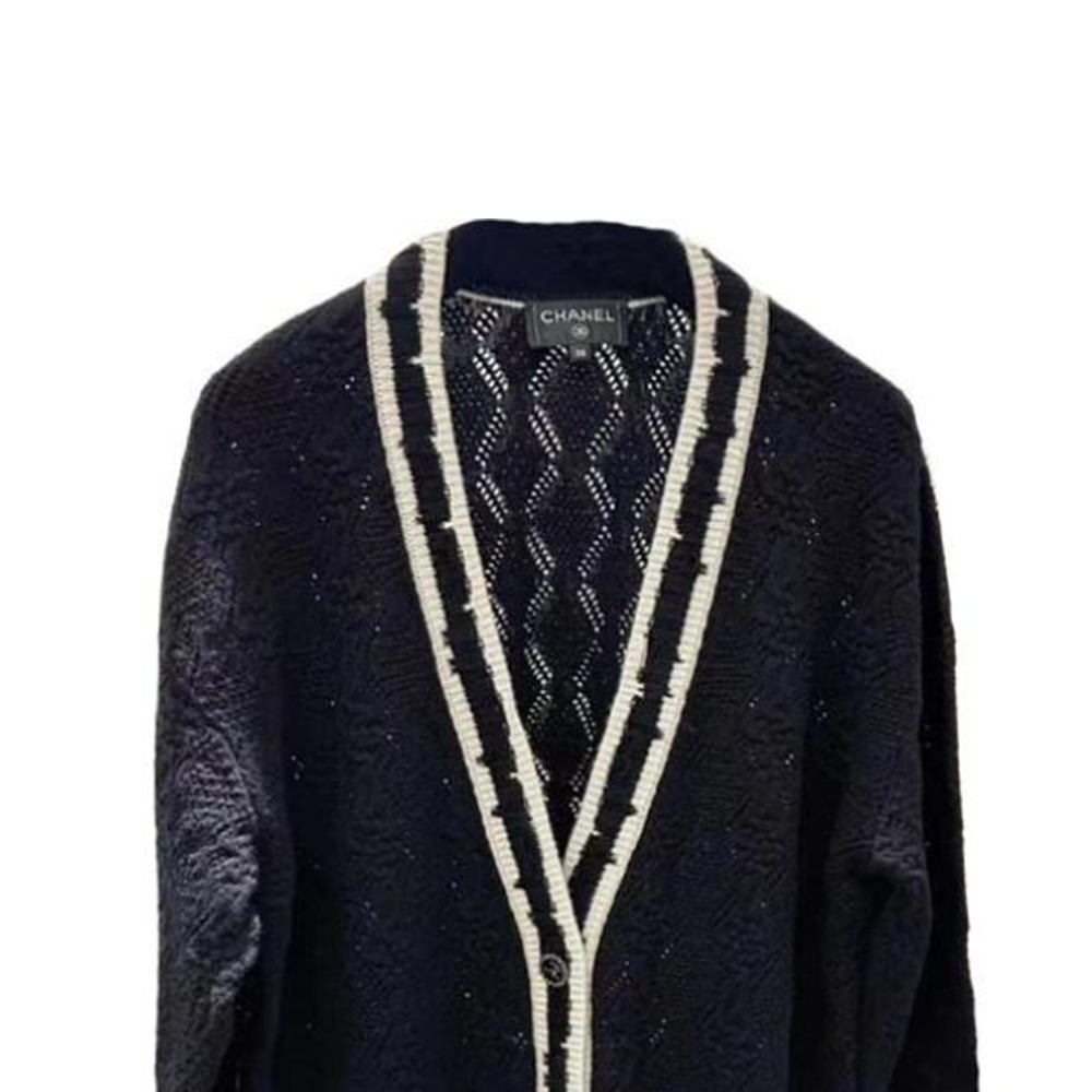 Purchase (W) 香奈儿 黑色条纹V领长袖羊绒开衫. P72086-K10339-N9734