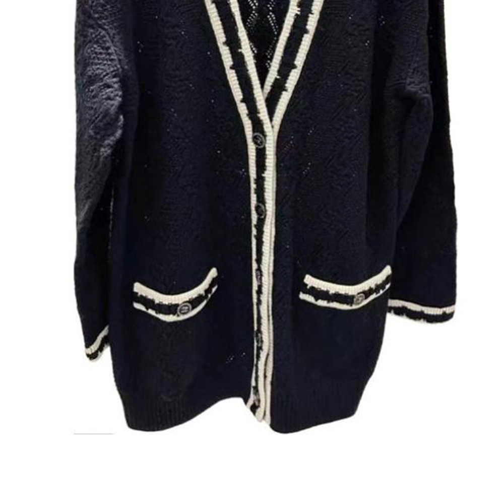 Details for (W) 香奈儿 黑色条纹V领长袖羊绒开衫. P72086-K10339-N9734