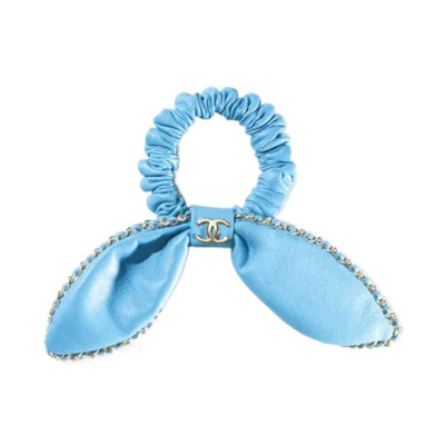 (Women) CHANEL Blue Hair Tie in Lambskin Leather with Gold-Tone Metal. AA8258-B08282-NI516