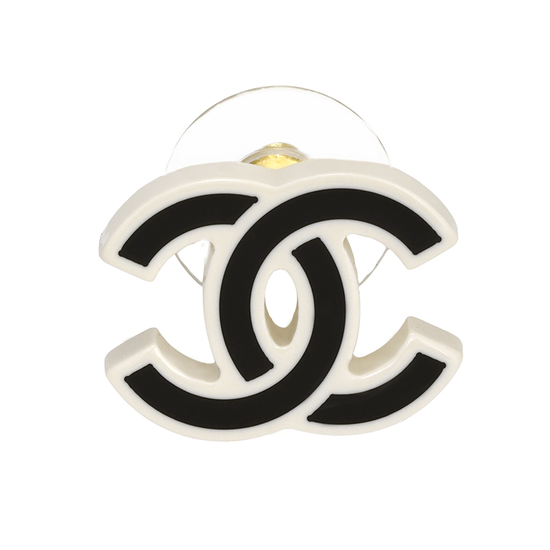 (Women) CHANEL  Fashion Simple Metal Earrings. AB8431-B08288-NI543